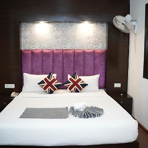 Deluxe Family Suite